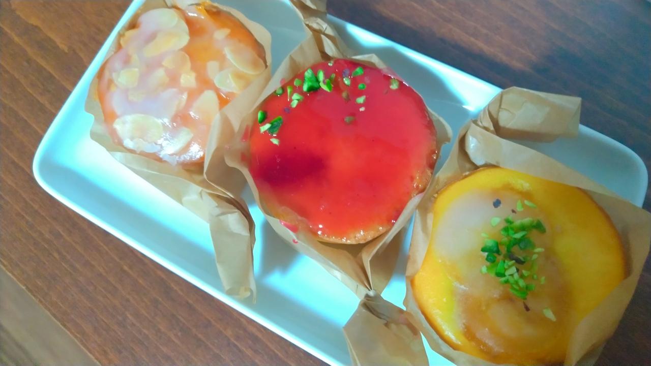 岐阜県垂井町に本店があり、焼きたてのパンで人気の「GURUMAN VITAL(グ...