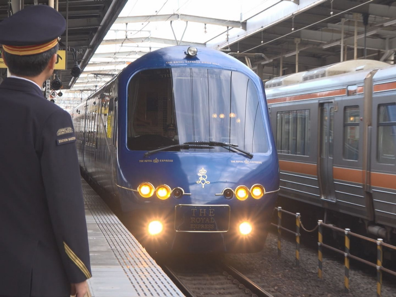 ＪＲ東海と東急が運行する豪華列車「ＴＨＥ ＲＯＹＡＬ ＥＸＰＲＥＳＳ」が岐阜県で...