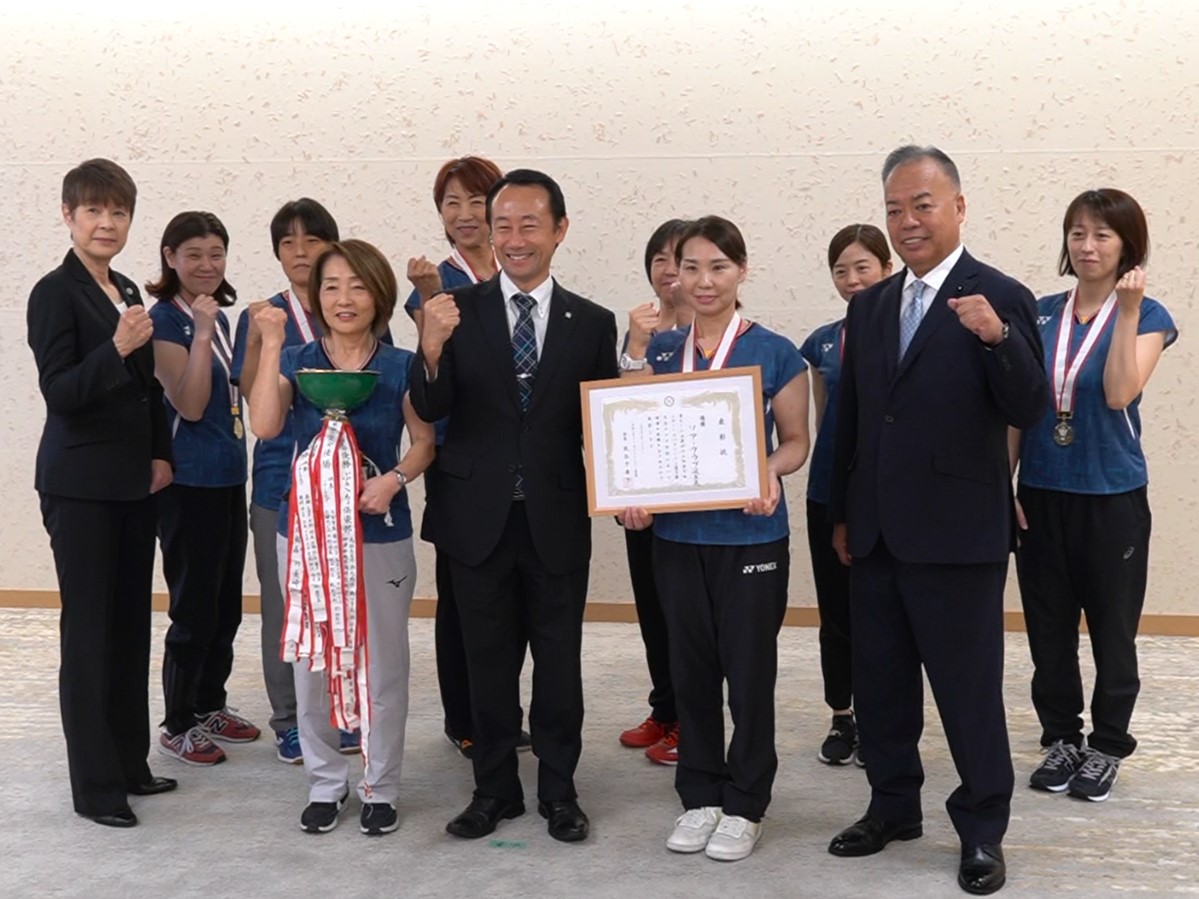7月に和歌山県で開催された第43回 全日本レディースバドミントン選手権大会で優勝...