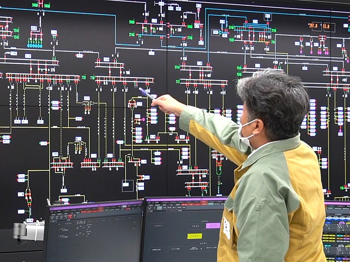 雪による停電を想定した電力の復旧訓練が１４日、中部電力パワーグリッド岐阜支社で公...