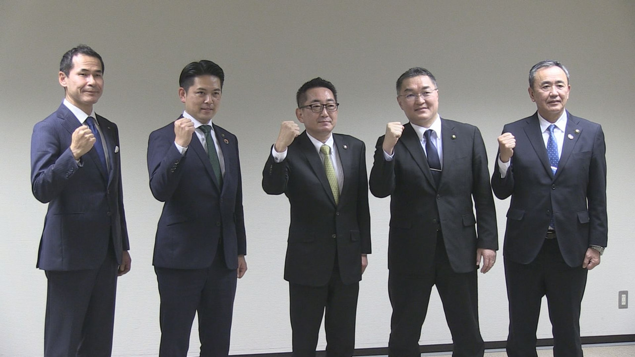 岐阜県内の若手市長が発起人となった「岐阜リーダーズの会」が各務原市で設立会見を行...