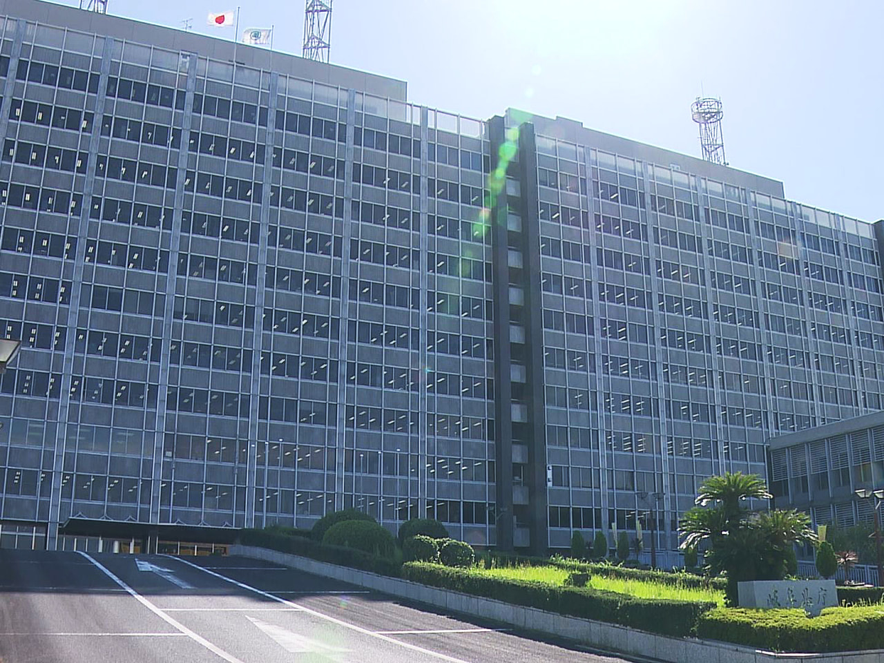 岐阜県と岐阜市は12日、新型コロナウイルスの新規感染者が1日当たりでは過去最多の...
