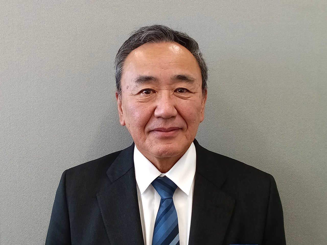 任期満了に伴う大垣市長選は１３日投票が行われ、現職の石田仁氏（６３）が再選を確実...