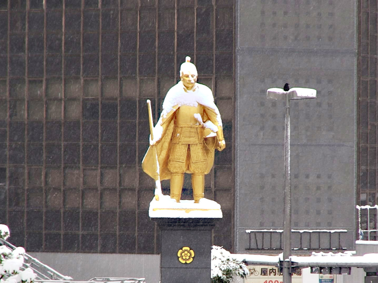 岐阜県内は24日の大雪の峠は越えましたが、日本付近は冬型の気圧配置が続くため、山...