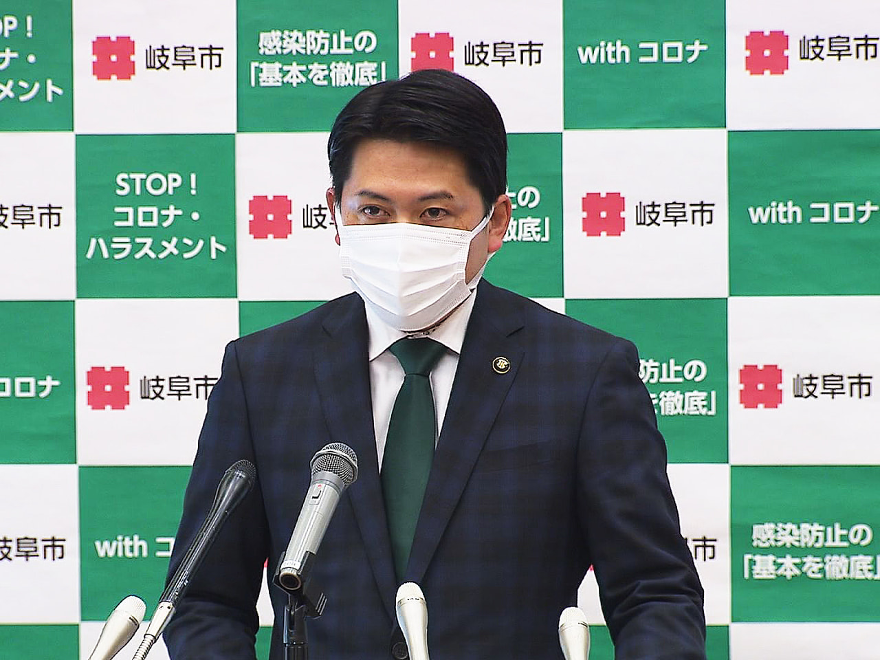 新型コロナウイルスのワクチン接種について岐阜市は8日、施設に入所していない高齢者...
