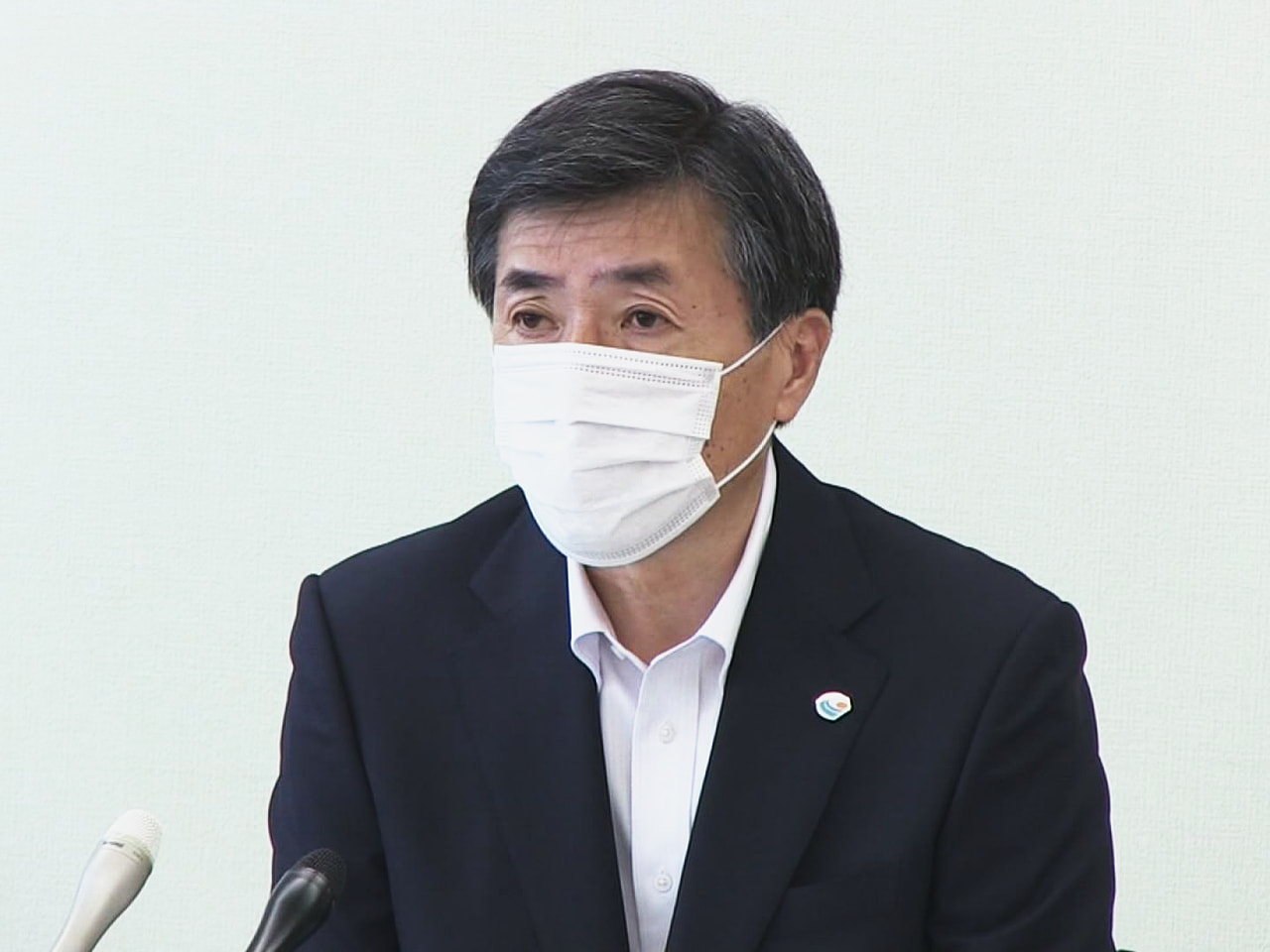 岐阜県下呂市は13日、山内登市長(63)が4月末に、医療従事者向けの新型コロナウ...