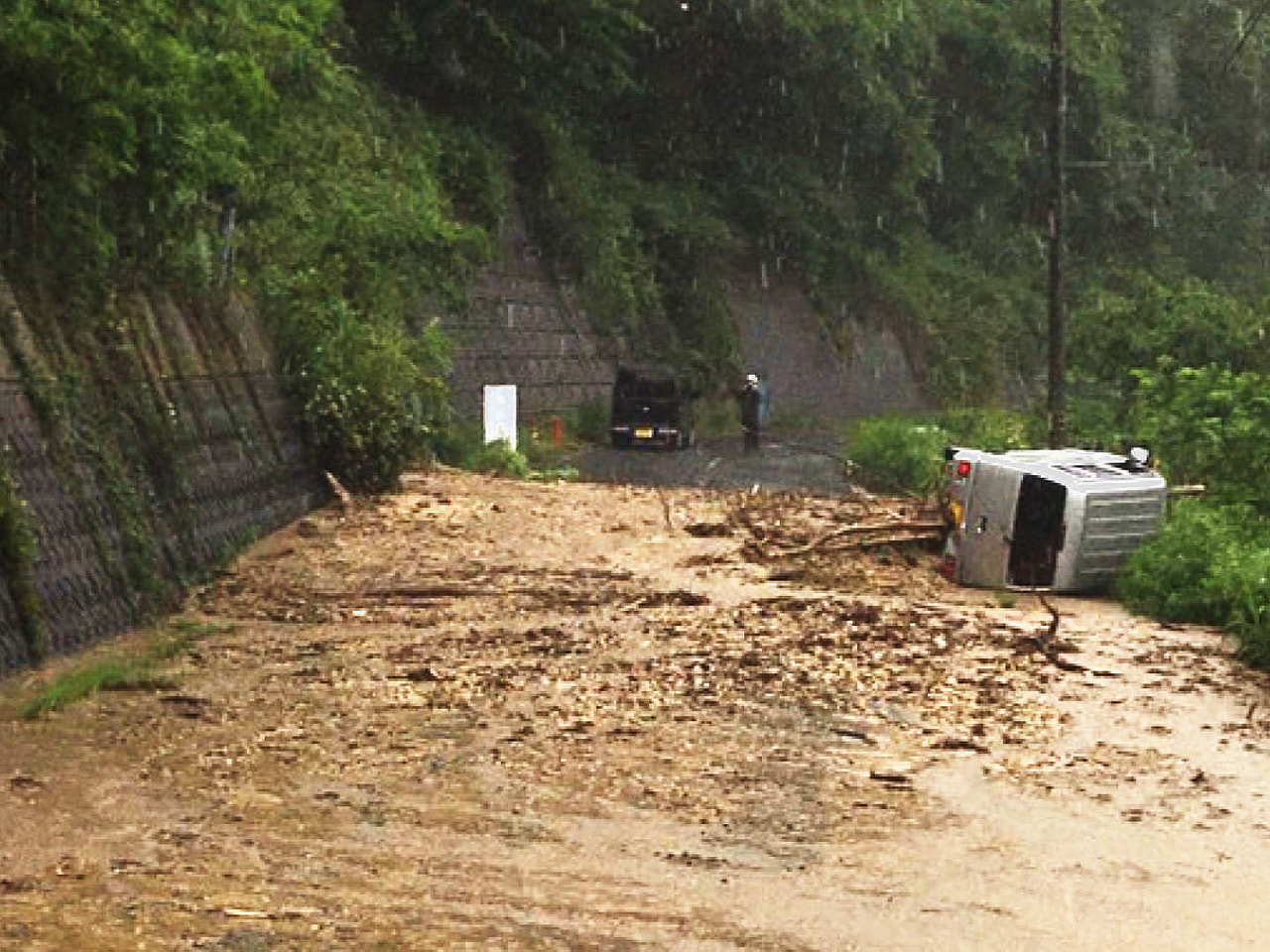 梅雨前線の活動が活発になった影響で、岐阜県は21日、5月としては記録的な大雨にな...