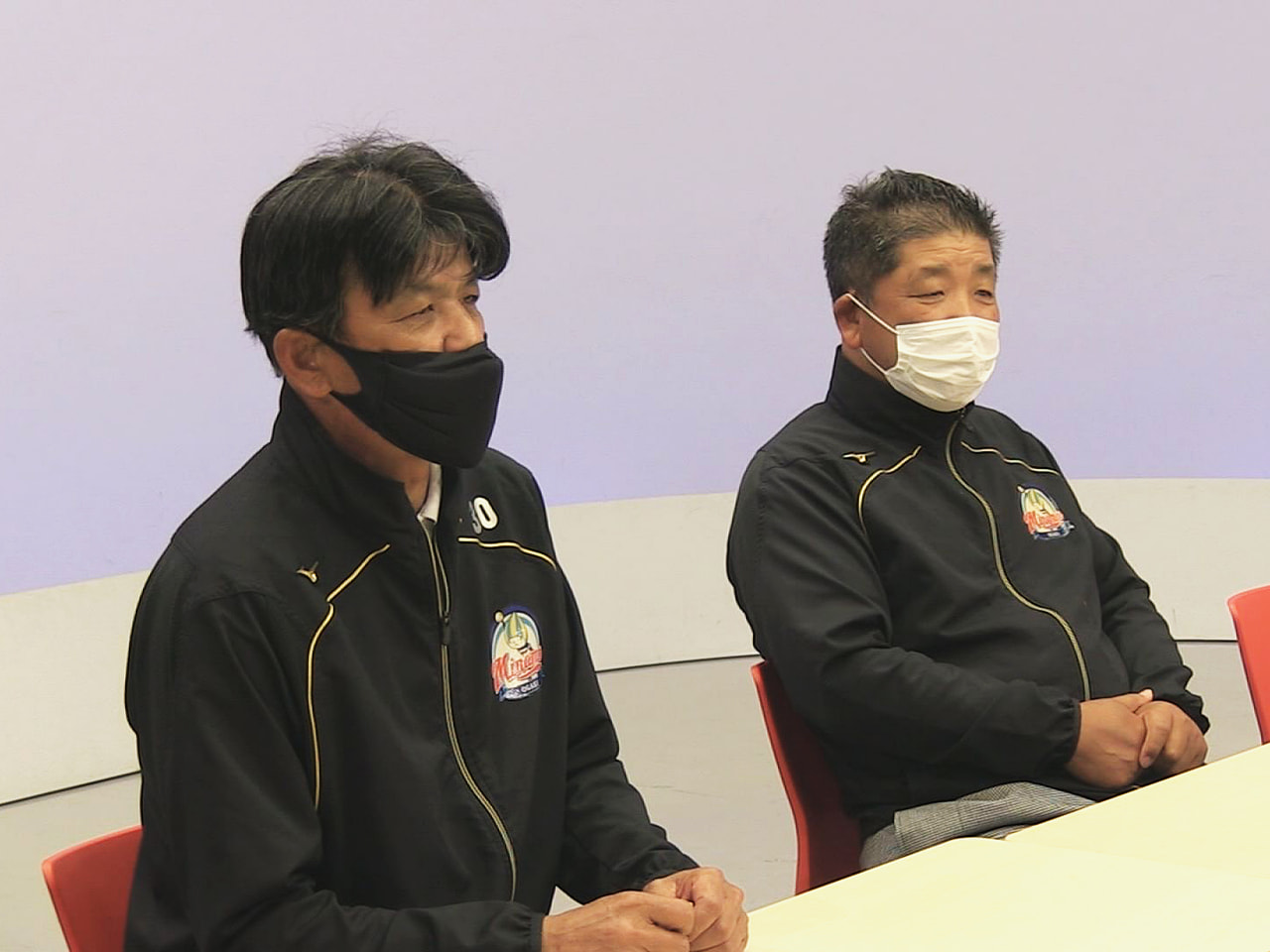 ソフトボール日本リーグ女子1部で、前半戦を8位タイで折り返した大垣ミナモソフトボ...