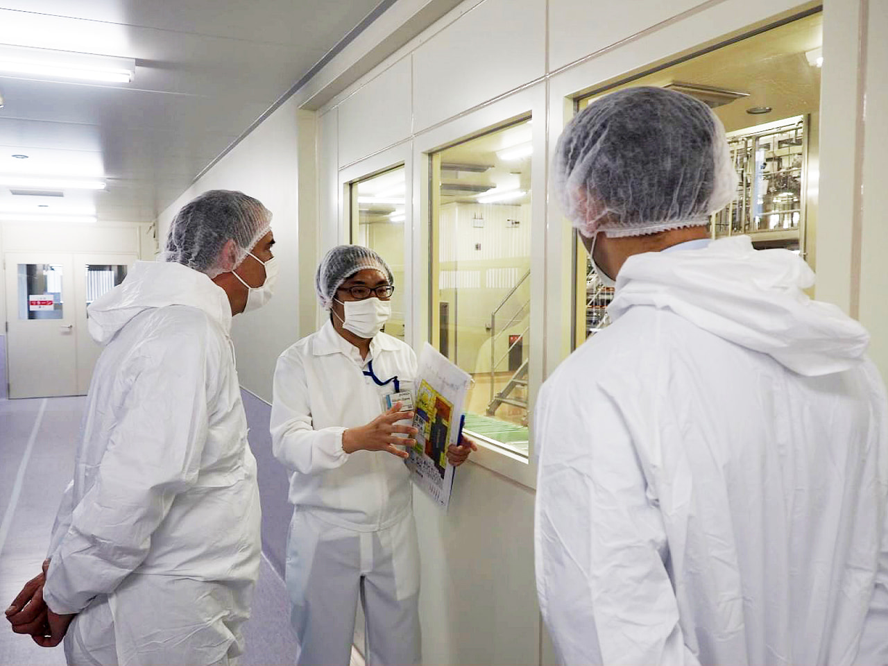フランスの駐日大使と大手製薬会社の日本法人幹部が、岐阜県揖斐郡池田町のバイオ医薬...