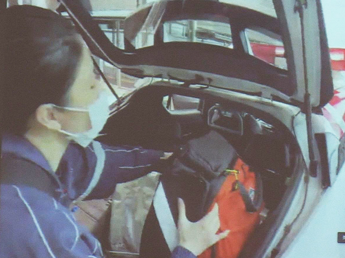 岐阜大学医学部の1年生が付属病院をオンラインで見学し、医師として働く意識を高めま...