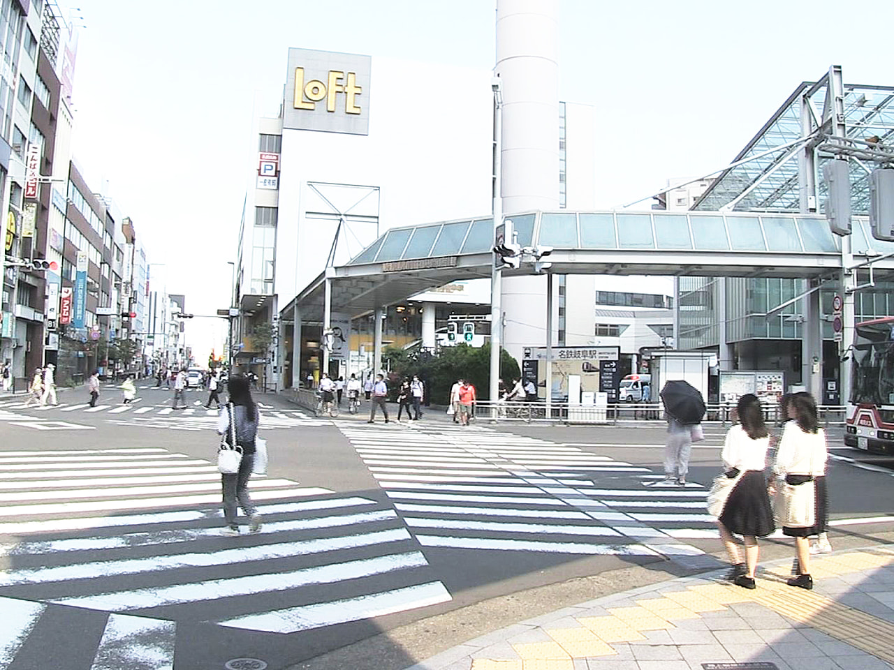 岐阜県内は21日も気温がぐんぐん上がりました。 最高気温は美濃市と大垣市で35・...