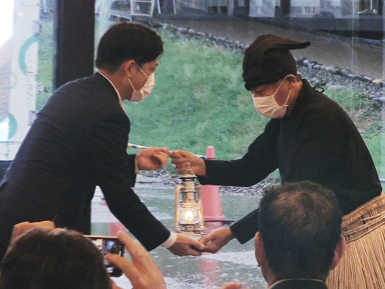 8月24日に開幕する東京パラリンピックに全国から聖火が集められる中、岐阜市では鵜...
