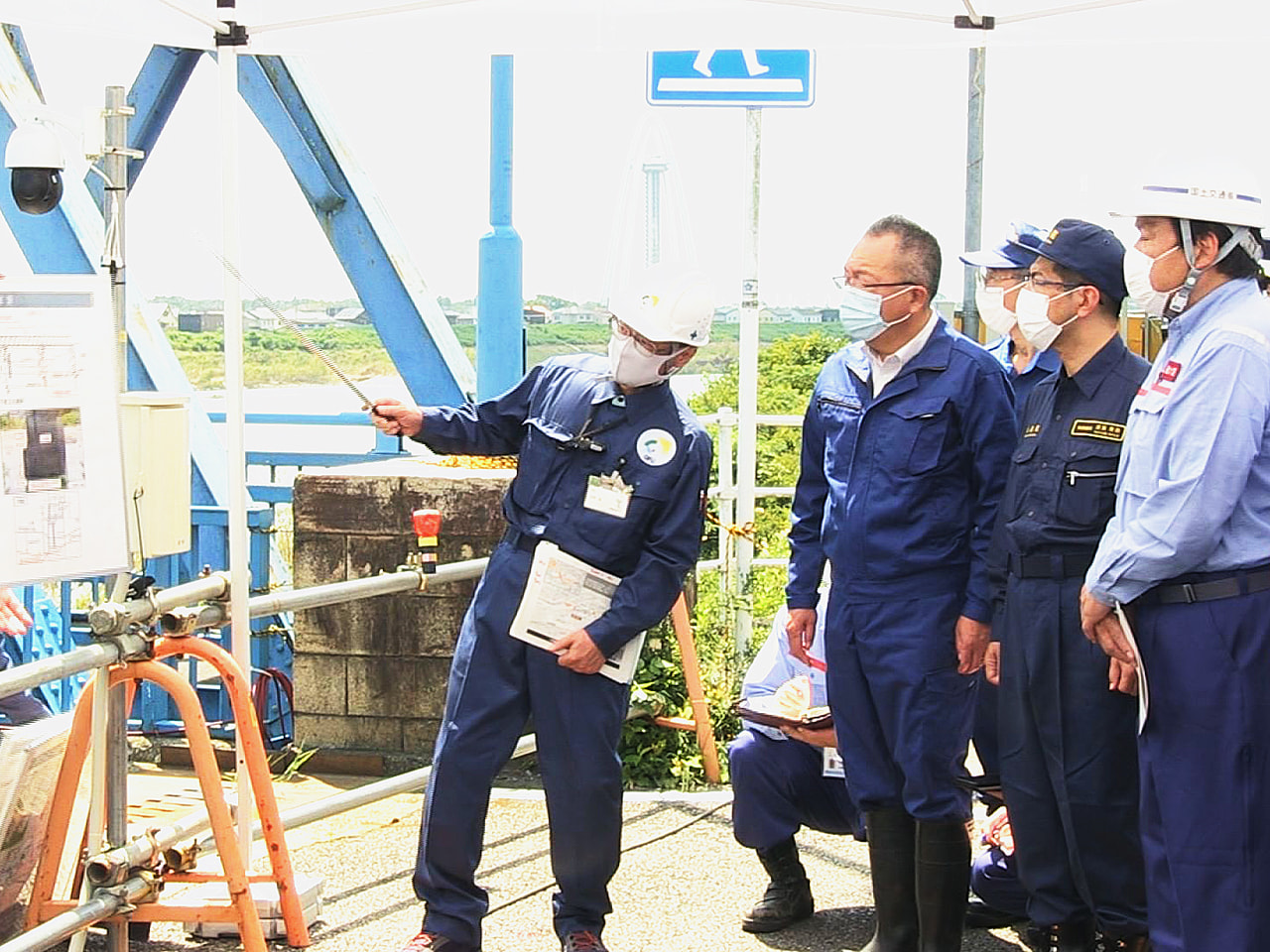 先日の豪雨災害を受け、赤羽一嘉国土交通大臣が岐阜県内の被災地を視察し、古田肇知事...