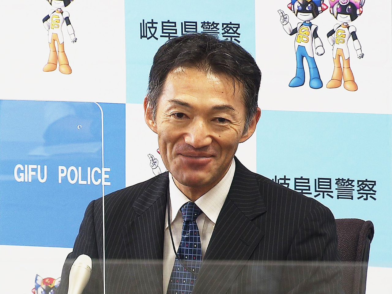 13日付で岐阜県警の本部長に就任した加藤伸宏警視監が14日記者会見し、「県民の安...