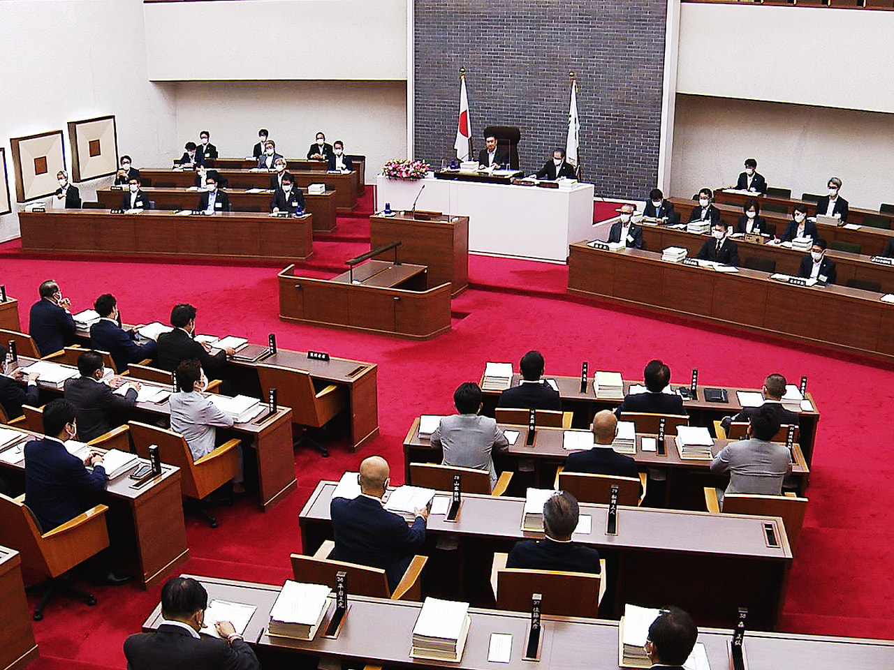 岐阜県議会の定例会が16日開会し、8月の大雨被害の災害復旧や、新型コロナウイルス...