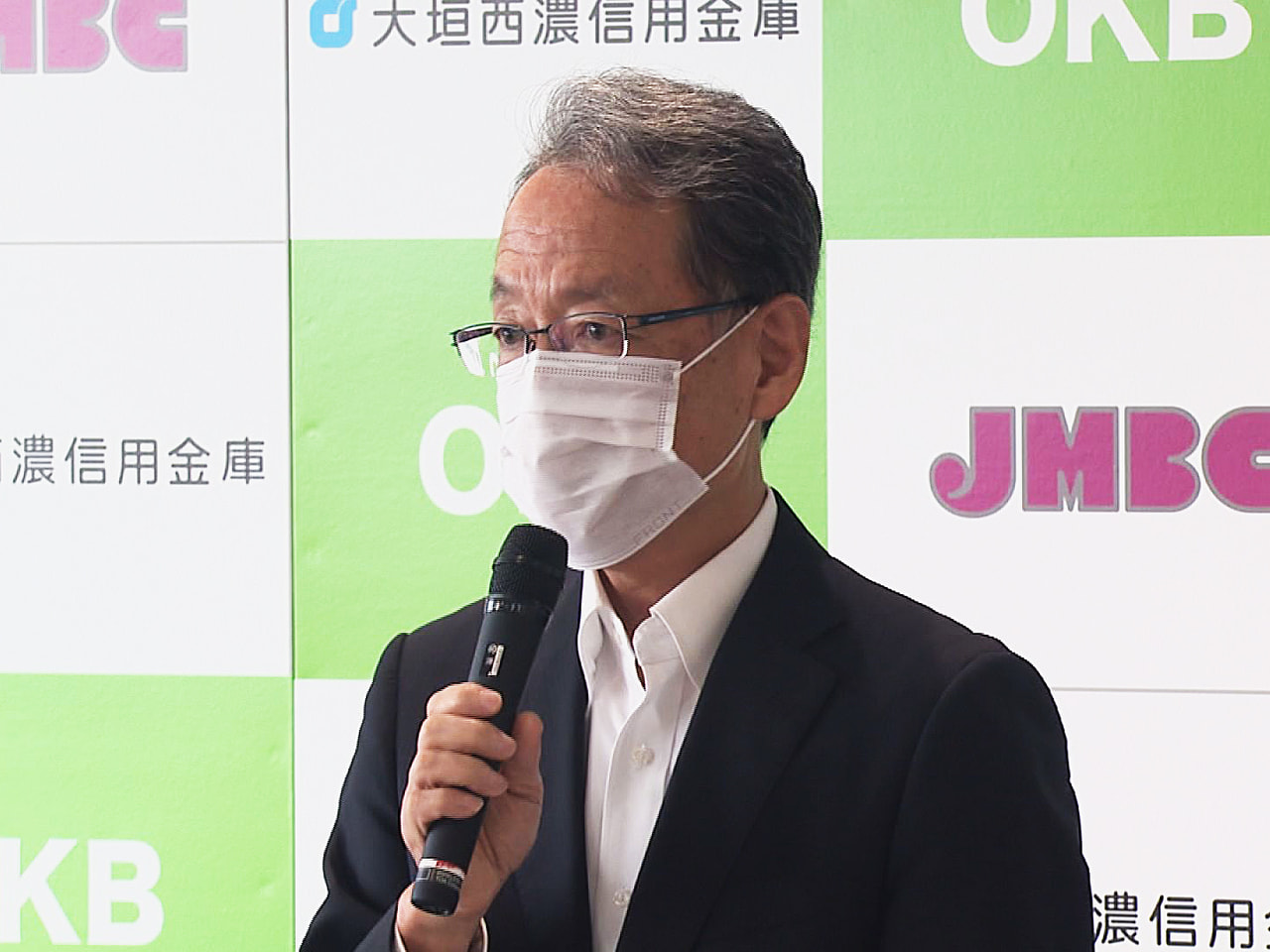 岐阜県の大垣共立銀行は11月から、医療費の増大に備えて自ら積み立てる専用口座「健...