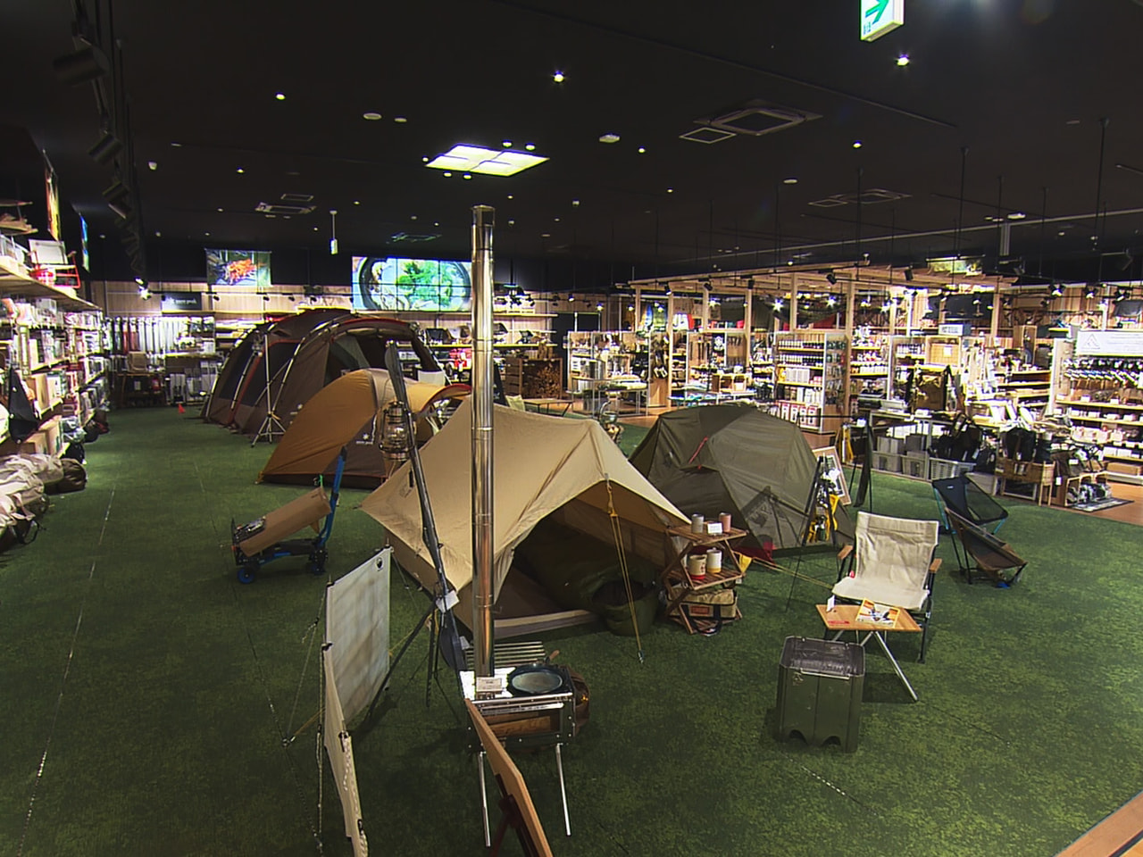 キャンパーが多い岐阜県ならではのキャンプ専門店が注目を集めています。 岐阜市宇佐...