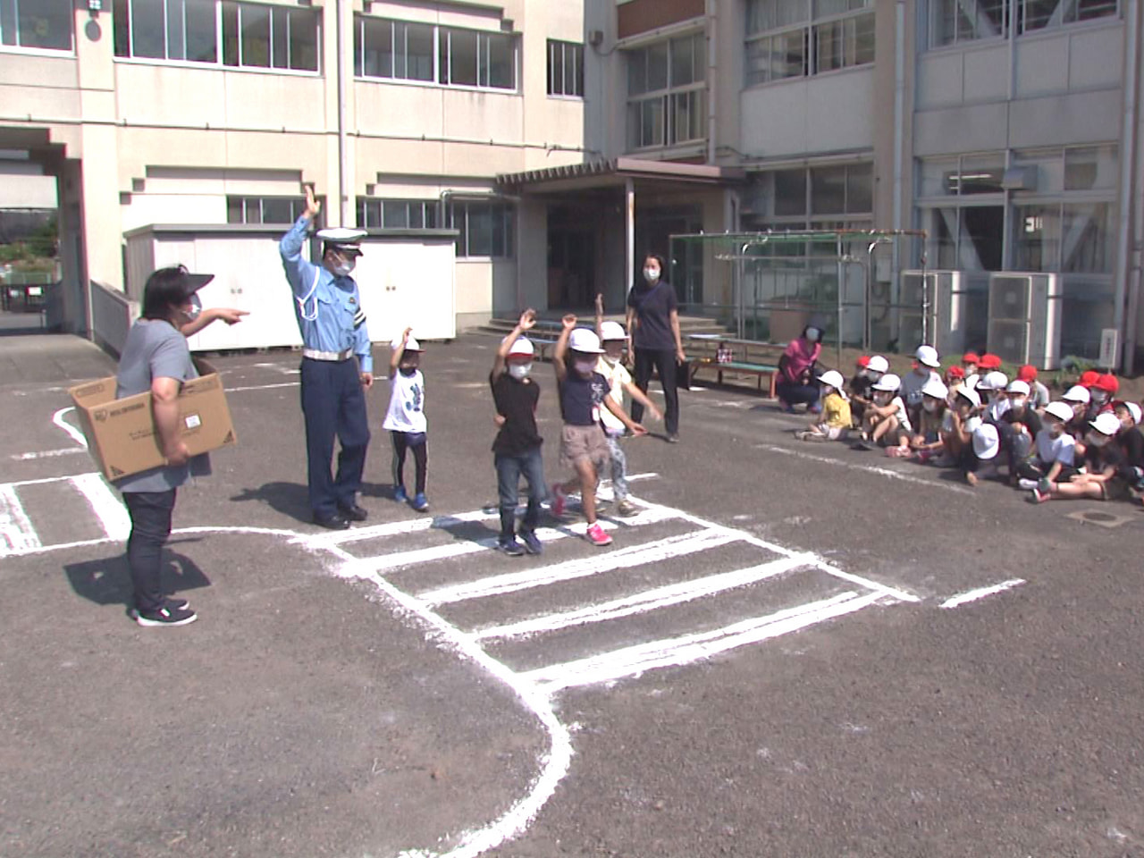 岐阜県内で10年ぶりに交通死亡事故多発県内警報が出されていることを受け子どもたち...