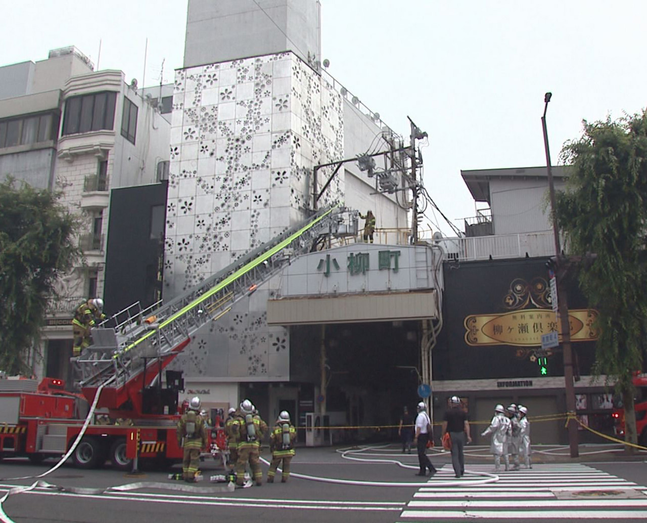 1日午後、岐阜市の繁華街、柳ヶ瀬でビルの一部を焼く火事がありました。 この火事で...