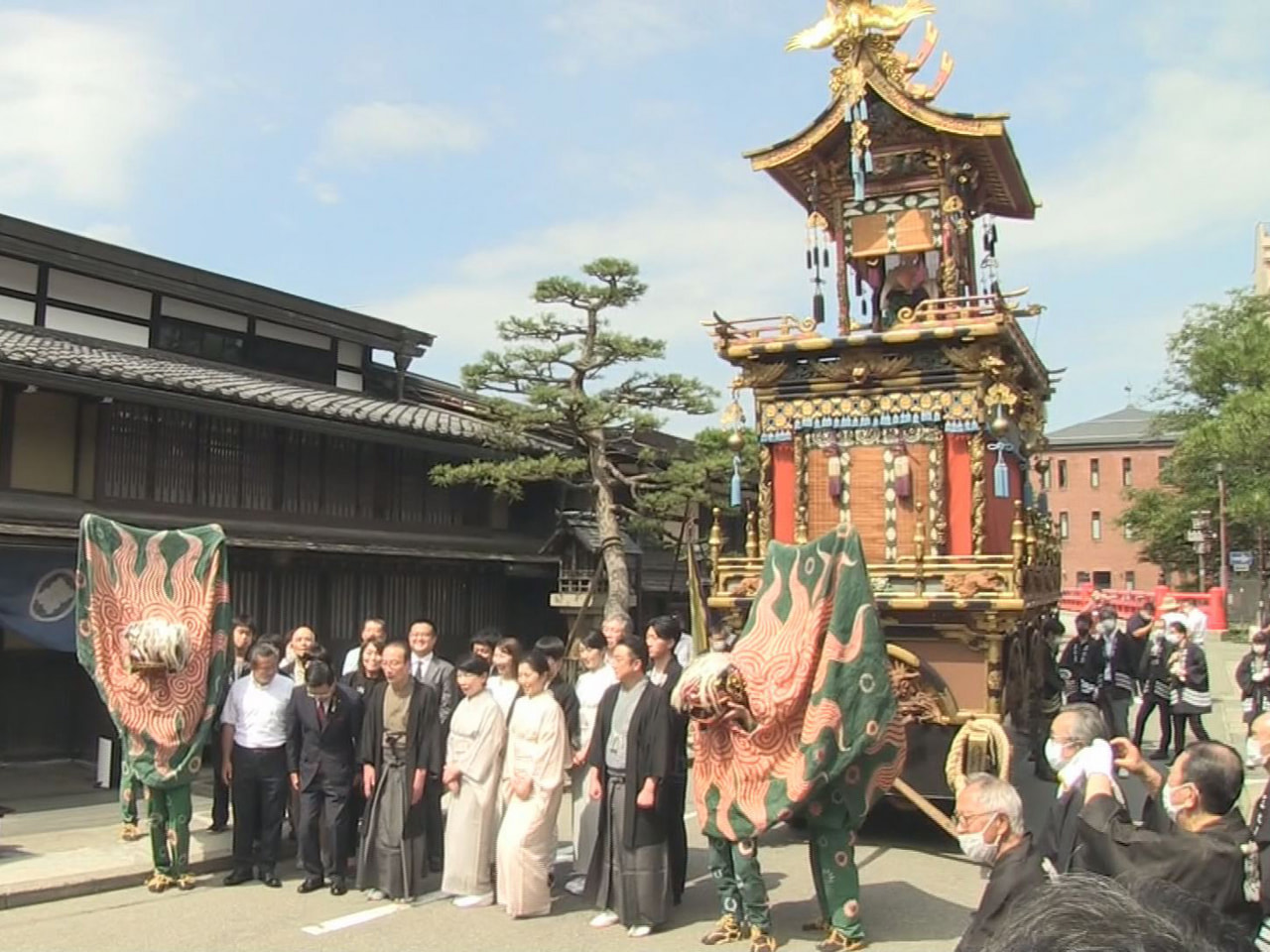 高山市の老舗料亭「洲さき(すざき)」が国の重要文化財に指定されることを受け、地域...