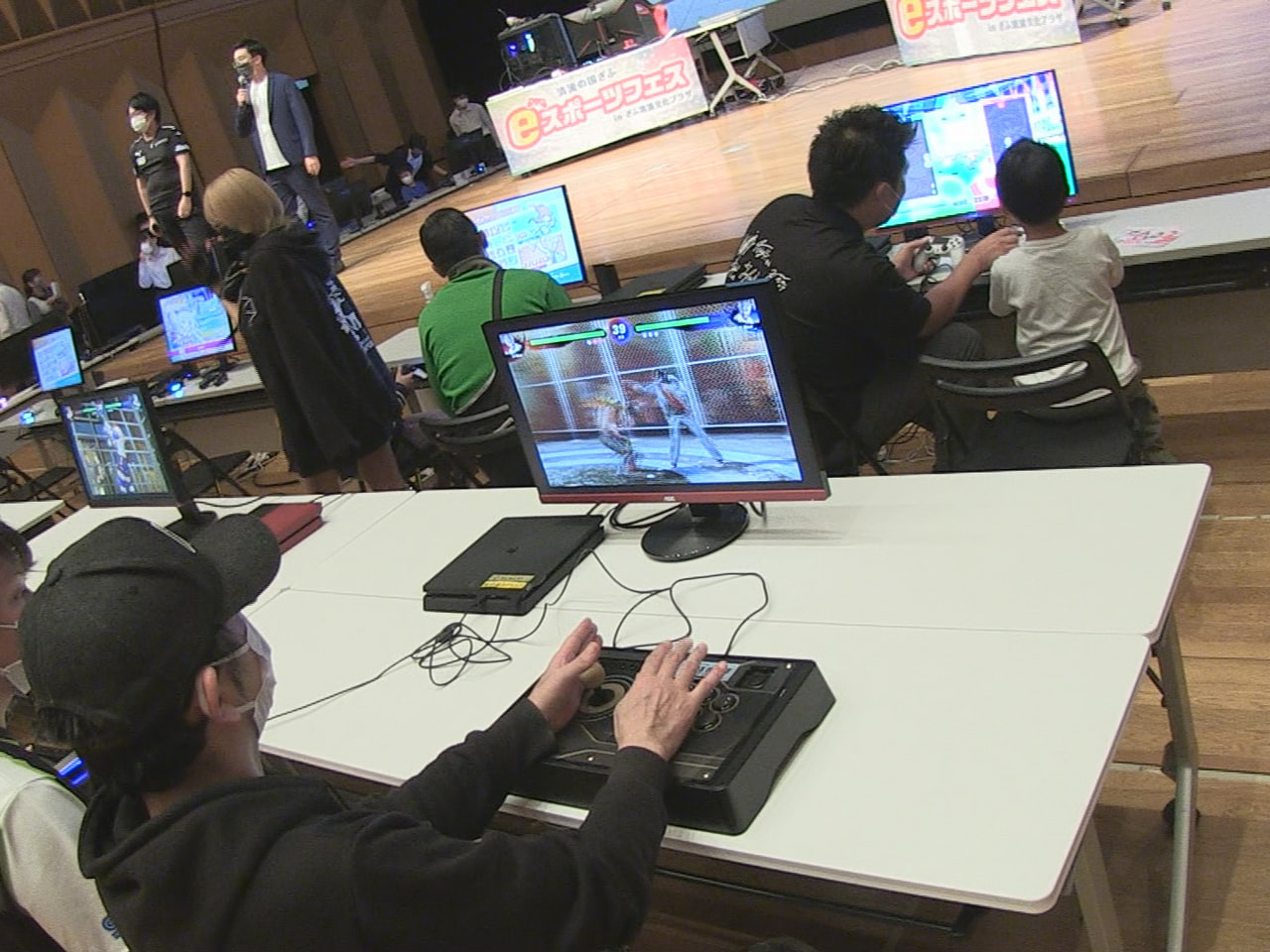 10月10日は「スポーツの日」。コンピューターゲームの腕前を競う「eスポーツ」の...