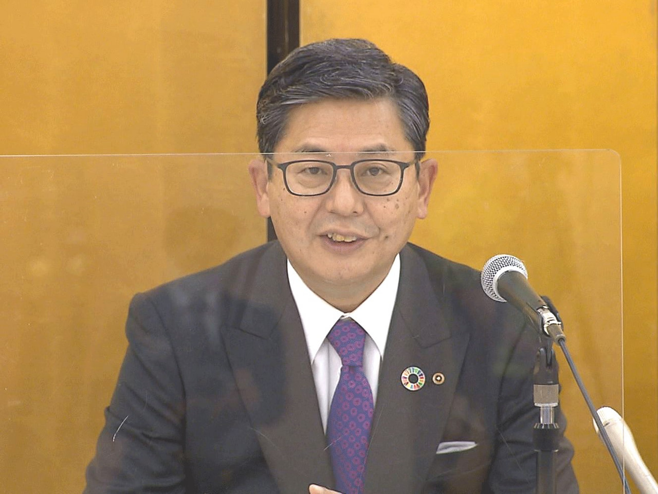 岐阜商工会議所は11月1日、臨時議員総会を岐阜市で開き、任期満了に伴う役員改選で...