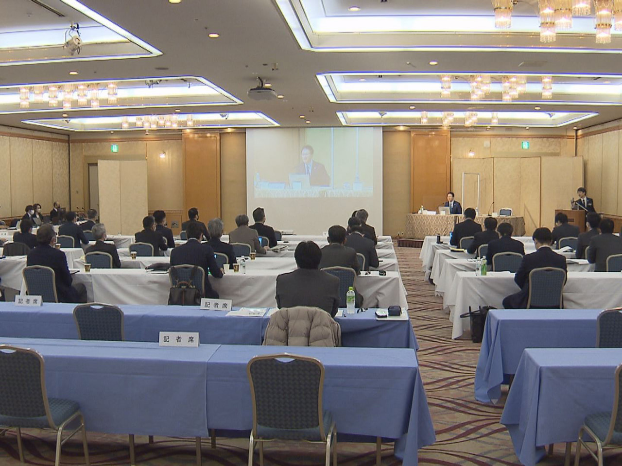 中部エリアの企業経営者らが情報交換する「中部財界セミナー」が岐阜市で開かれました...