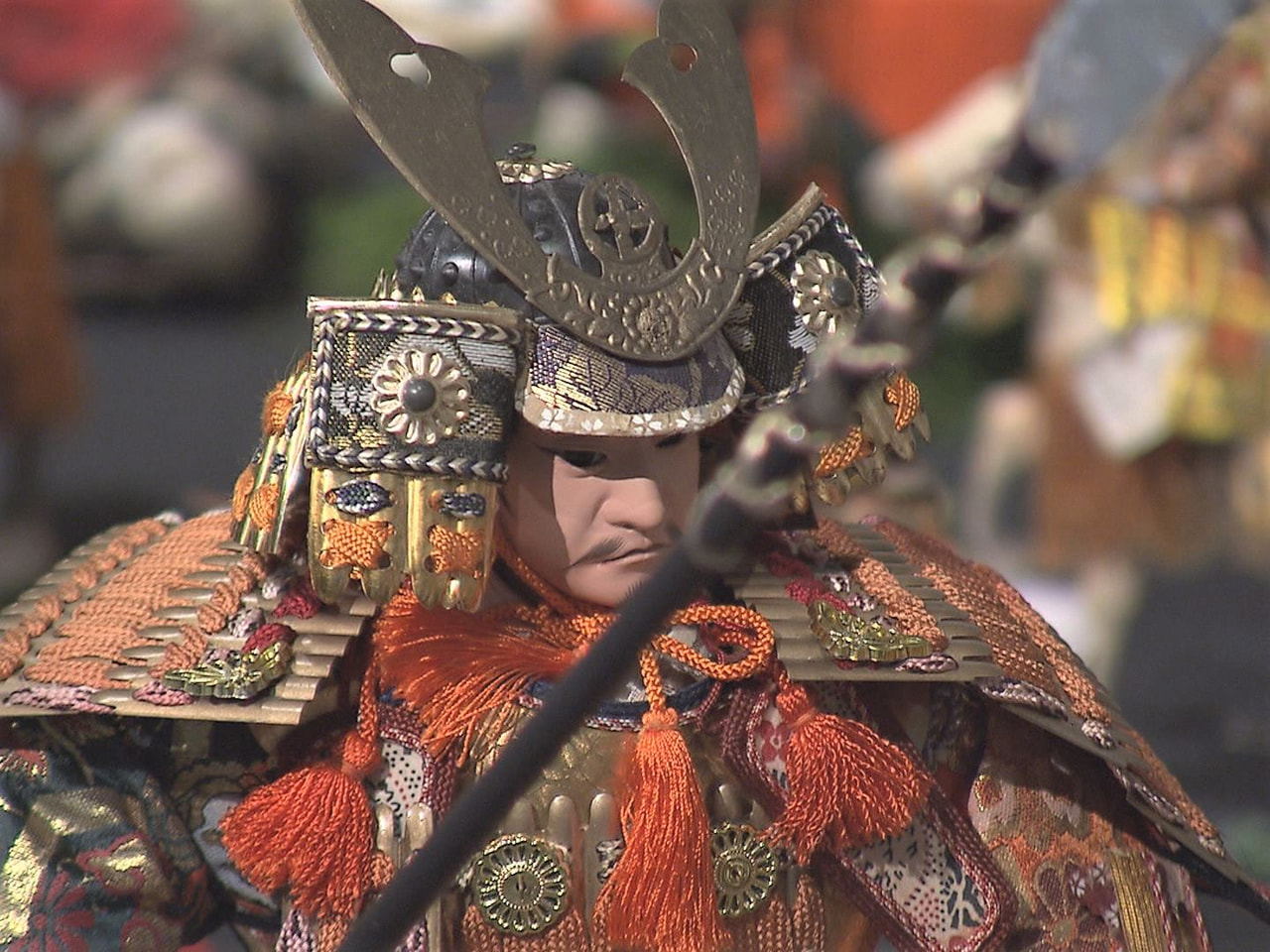 関ヶ原合戦を武者人形で表現した企画展が不破郡関ケ原町で開催され、歴史ファンを楽し...