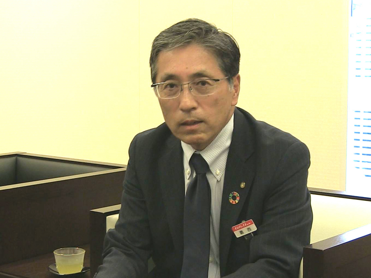 岐阜バス=岐阜乗合自動車の専務に就任した葛西信三さんが岐阜放送を訪れ、交通事業へ...