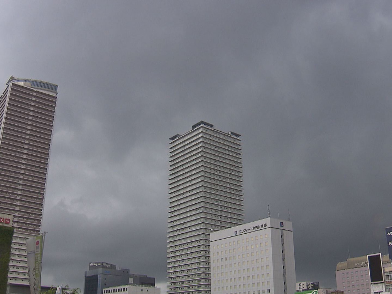 岐阜県では、7月1日夕方にかけて、雷を伴った非常に激しい雨の降る所がある見込みで...