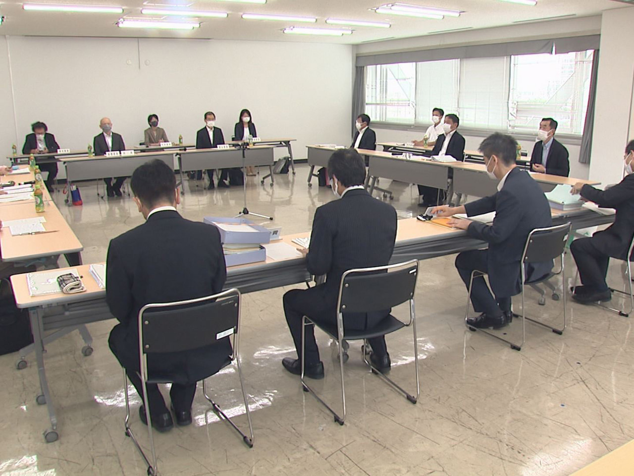 岐阜地方最低賃金審議会は7日、県の最低賃金を現在の910円から40円増額した95...