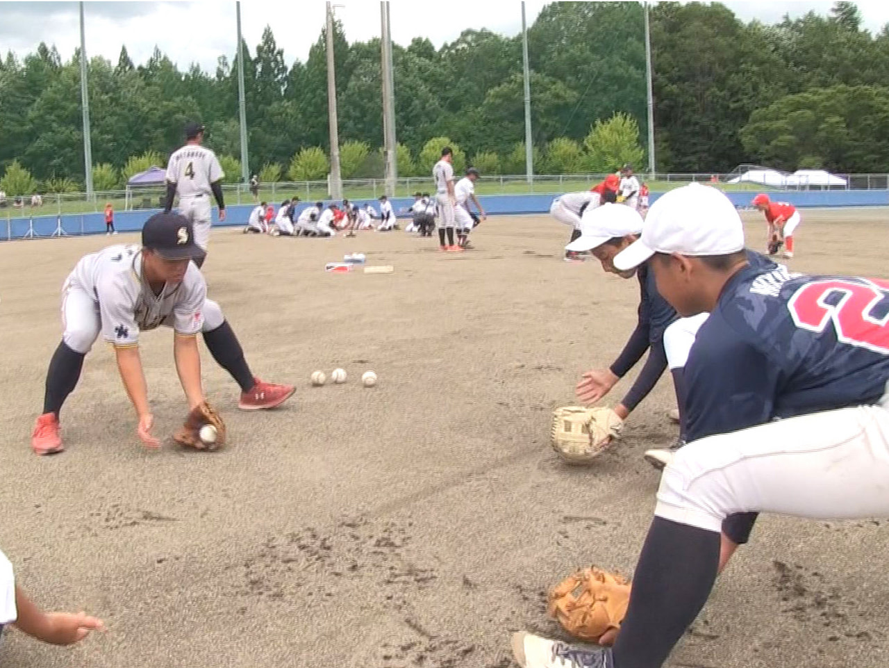 ７月に東京ドームで行われた都市対抗野球大会に出場した西濃運輸野球部による子ども野...