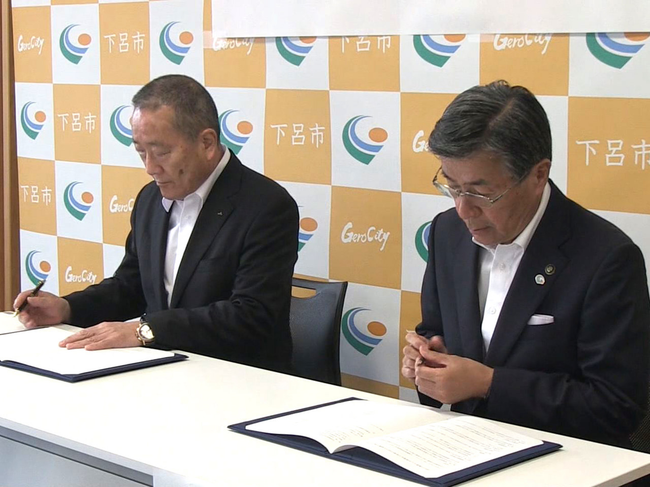 下呂市とJAひだは21日、SDGsの推進に向け、家庭ごみの減量化に関する協定を締...