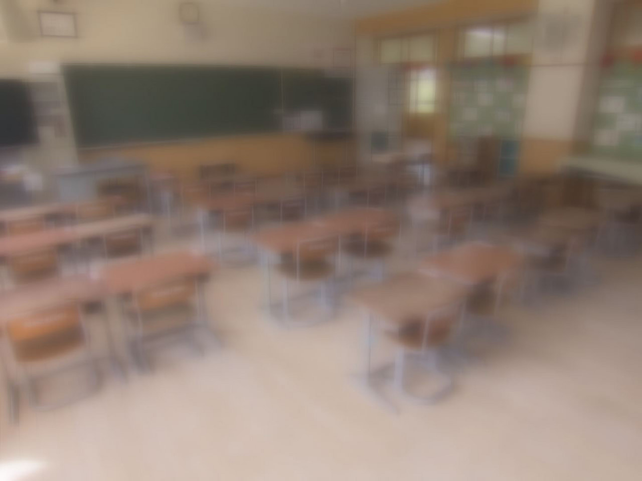 県内の小中学校で昨年度、不登校となっている児童生徒の数は過去最多の5255人に上...