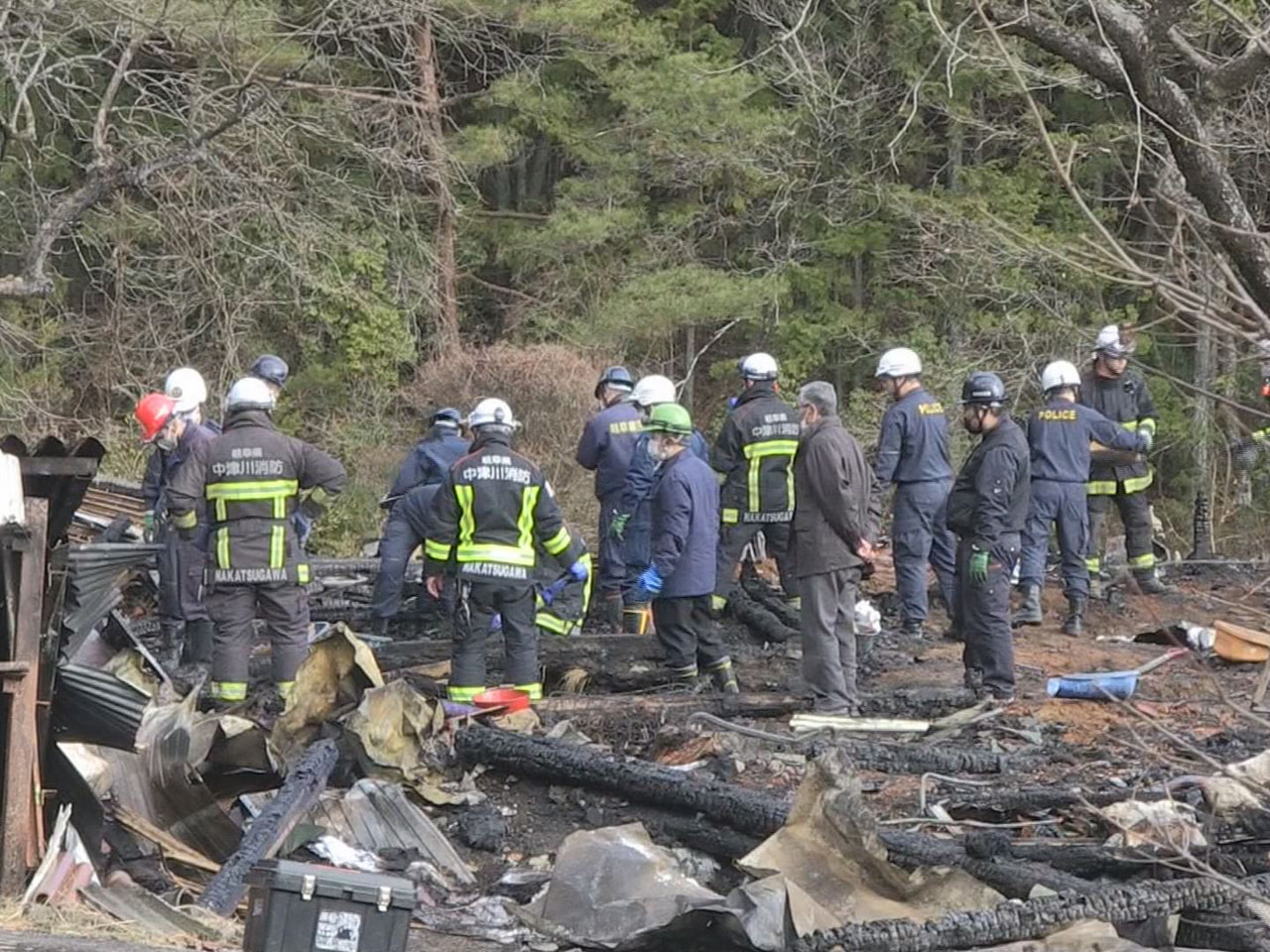 ９日、岐阜県中津川市の住宅で火事があり、焼け跡から性別不明の１人の遺体が見つかり...