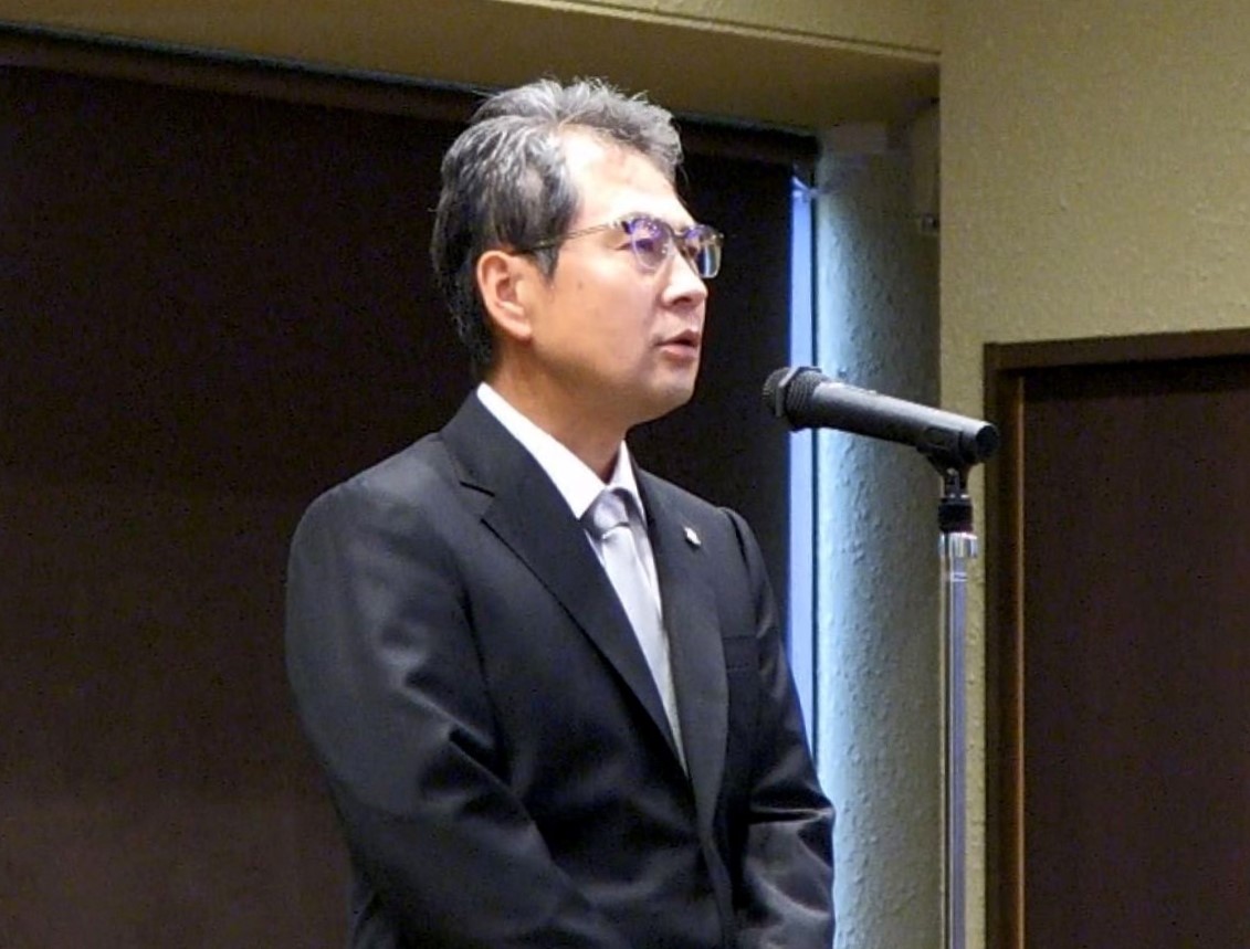 岐阜市に本社を置く印刷業の弘文社が創立５０周年を迎えることを記念して、祝賀会が開...