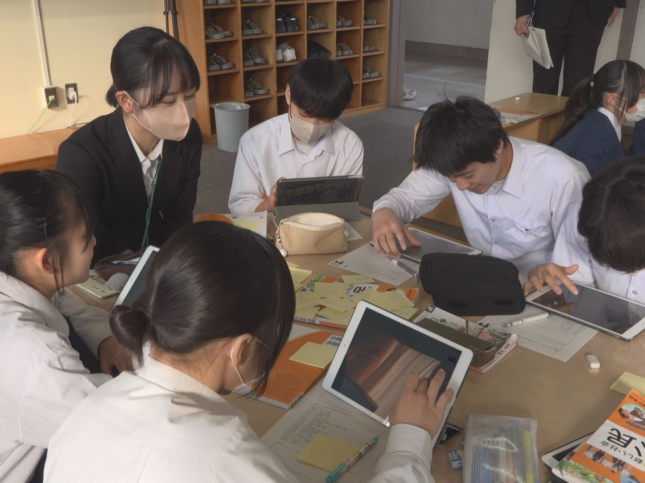 岐阜大生が中学生に出前授業 税の役割や関わり伝える 岐阜市の中学校