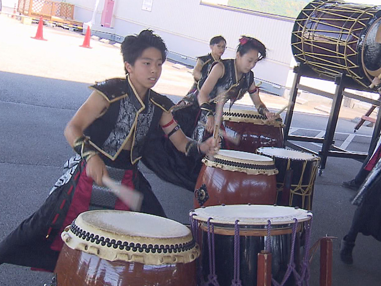 全国大会などで活躍する和太鼓チーム、各務原太鼓保存会のライブが各務原市のスーパー...
