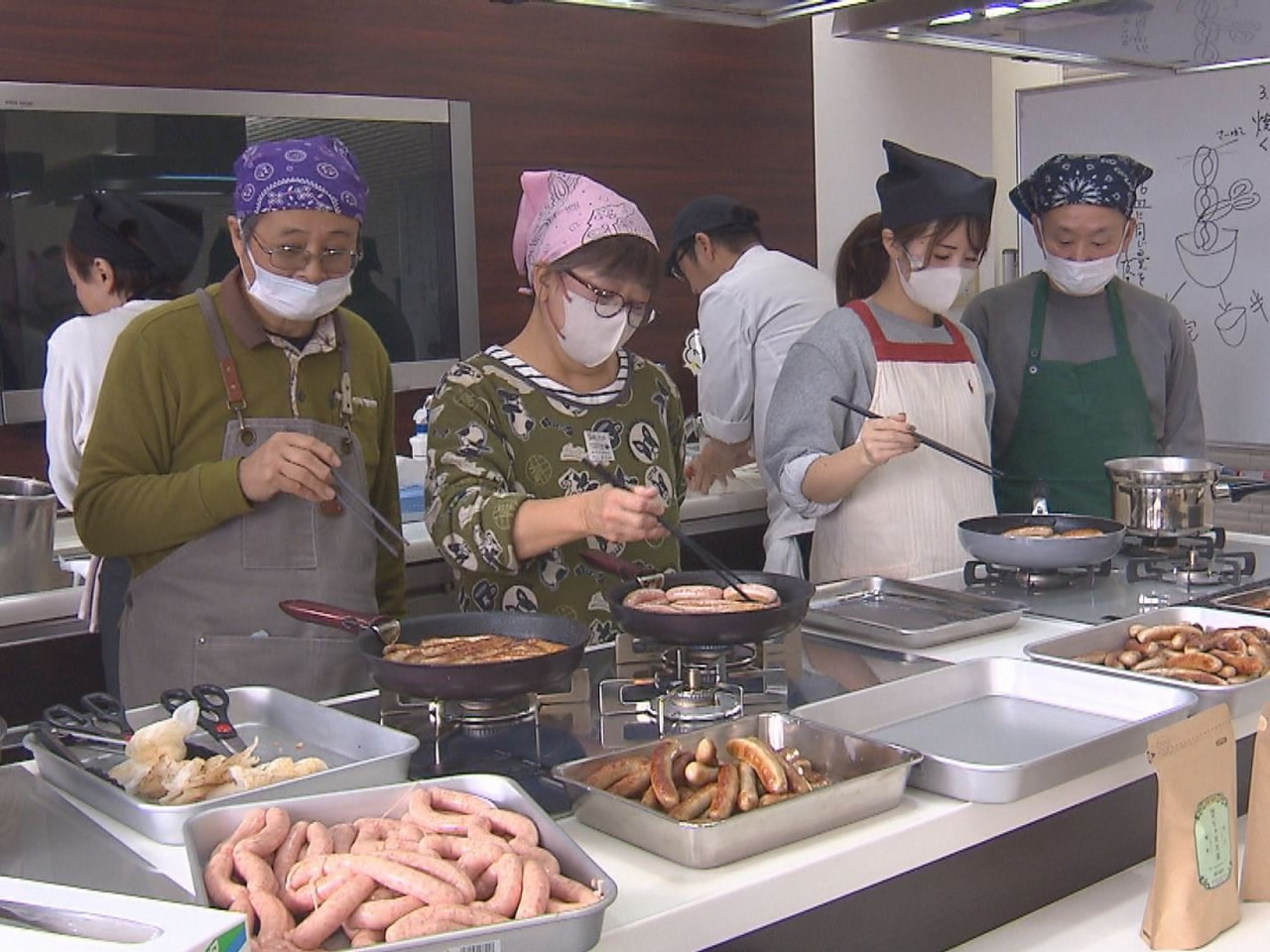 本場ドイツ仕込みのソーセージ作りが体験できる料理教室が岐阜市で開かれました。 こ...