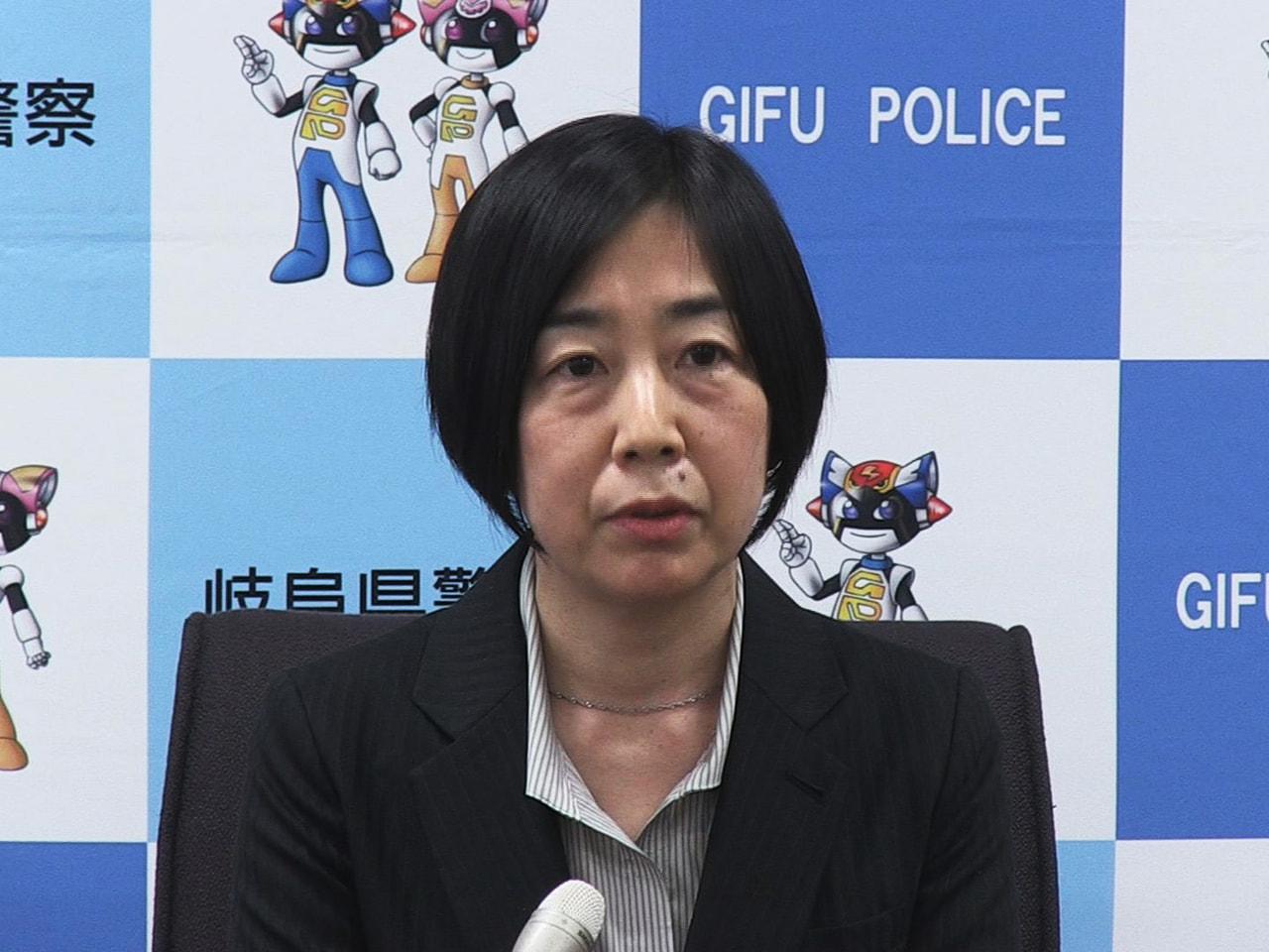 岐阜県警の新しい警務部長に2月4日付で元新潟県警捜査2課長の篠崎真佐子氏が着任し...