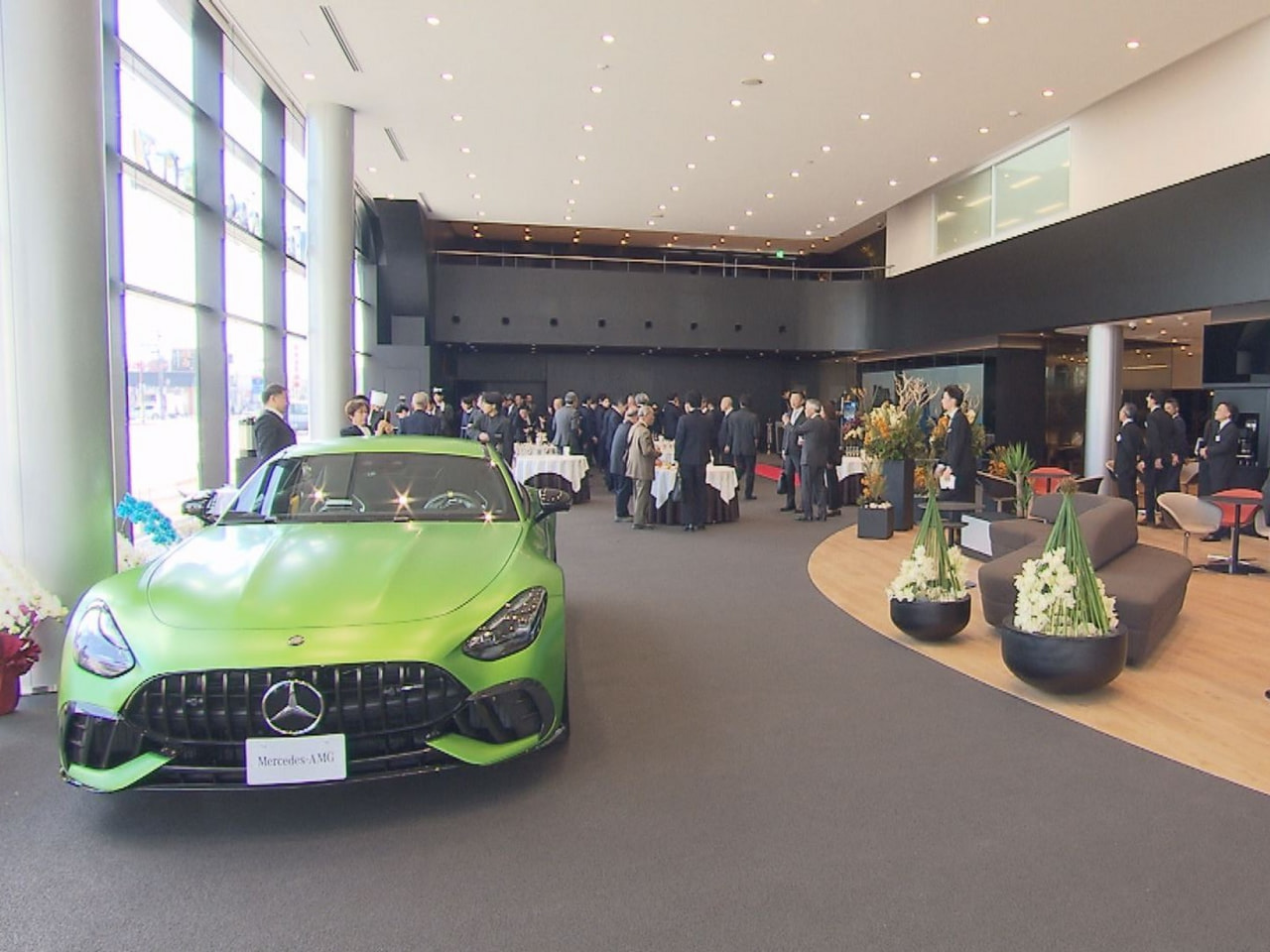 メルセデス・ベンツ正規販売店の岐阜ヤナセの新拠点が完成し、３月１日から営業を開始...