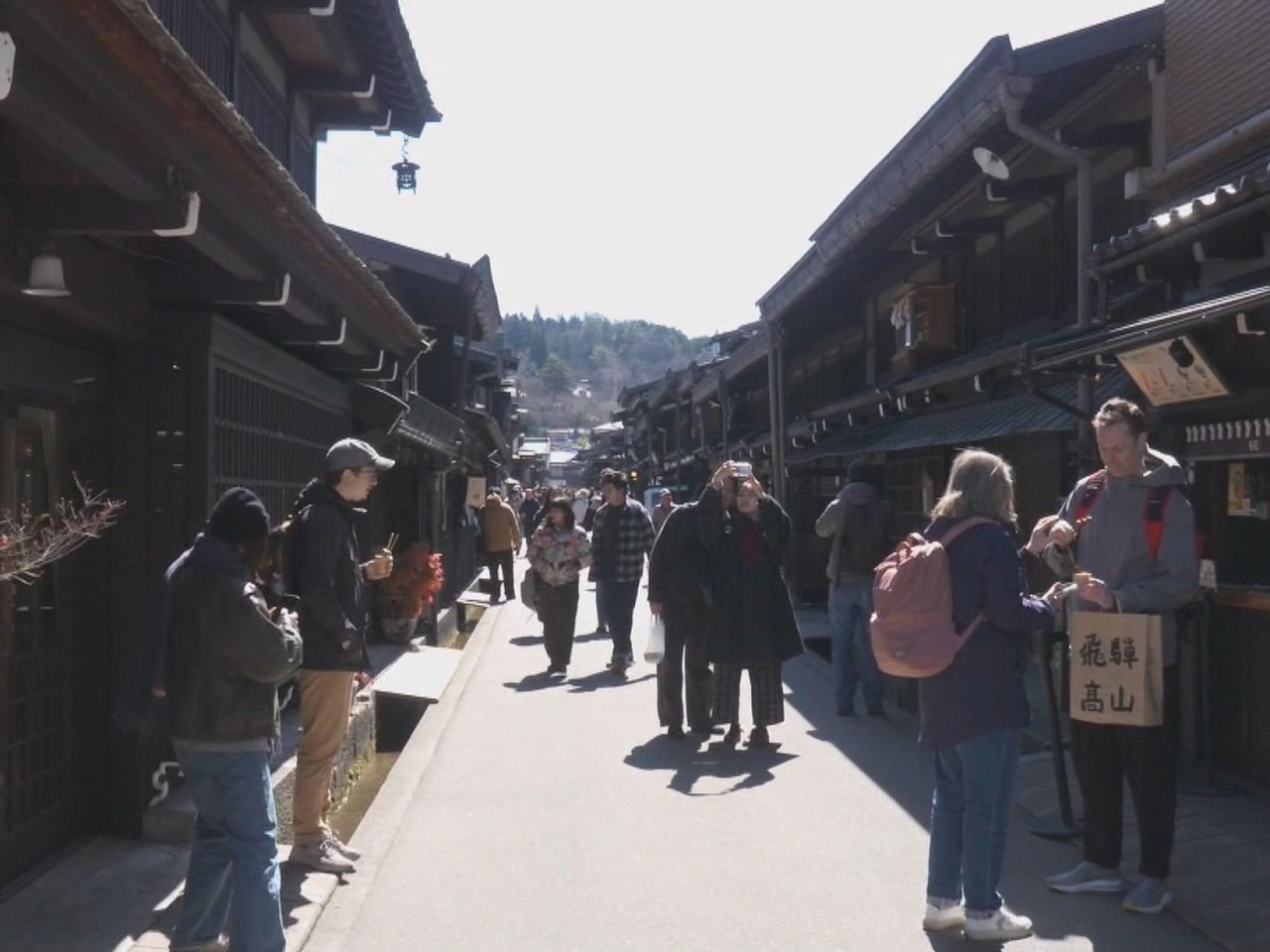土地取引の指標となる公示地価が１７日発表されました。岐阜県内の商業地と工業地は変...