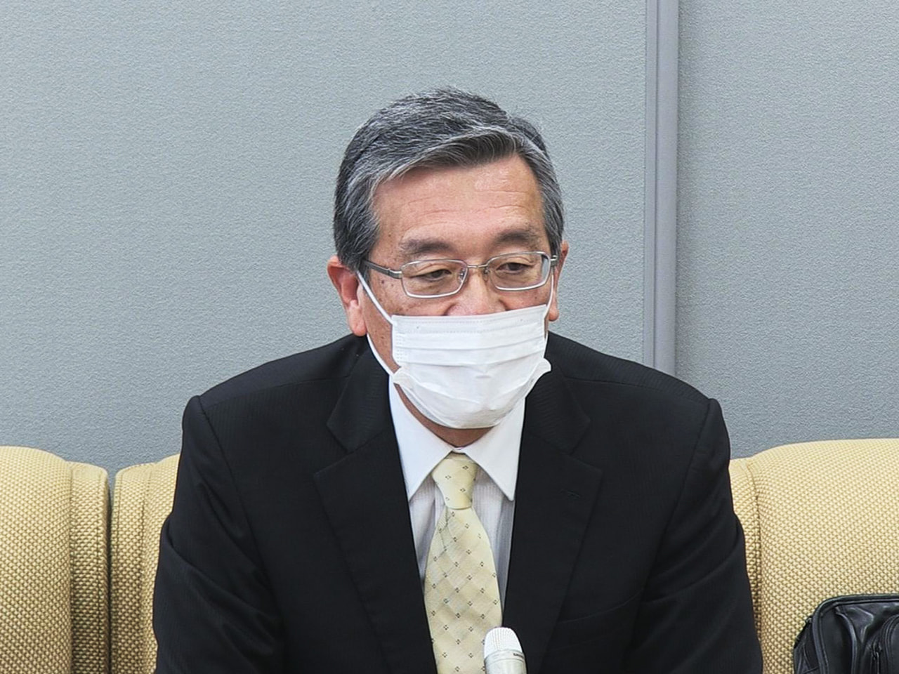 ことし7月の任期満了に伴う安八郡神戸町の町長選挙で、前副町長の藤井弘之さん65歳...