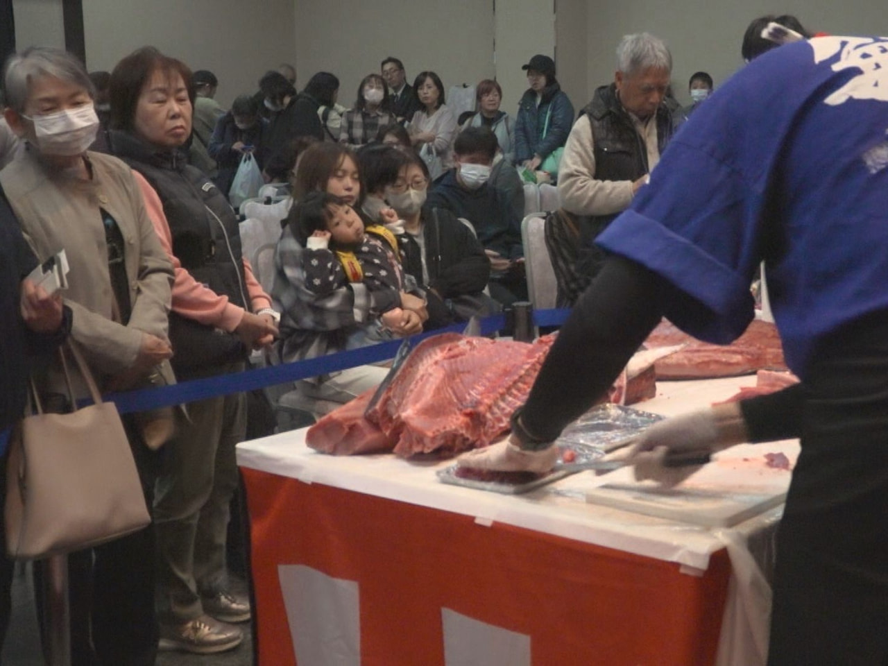 冠婚葬祭互助会事業を展開するアルファクラブの春の大感謝祭が岐阜市の斎場で行われ、...