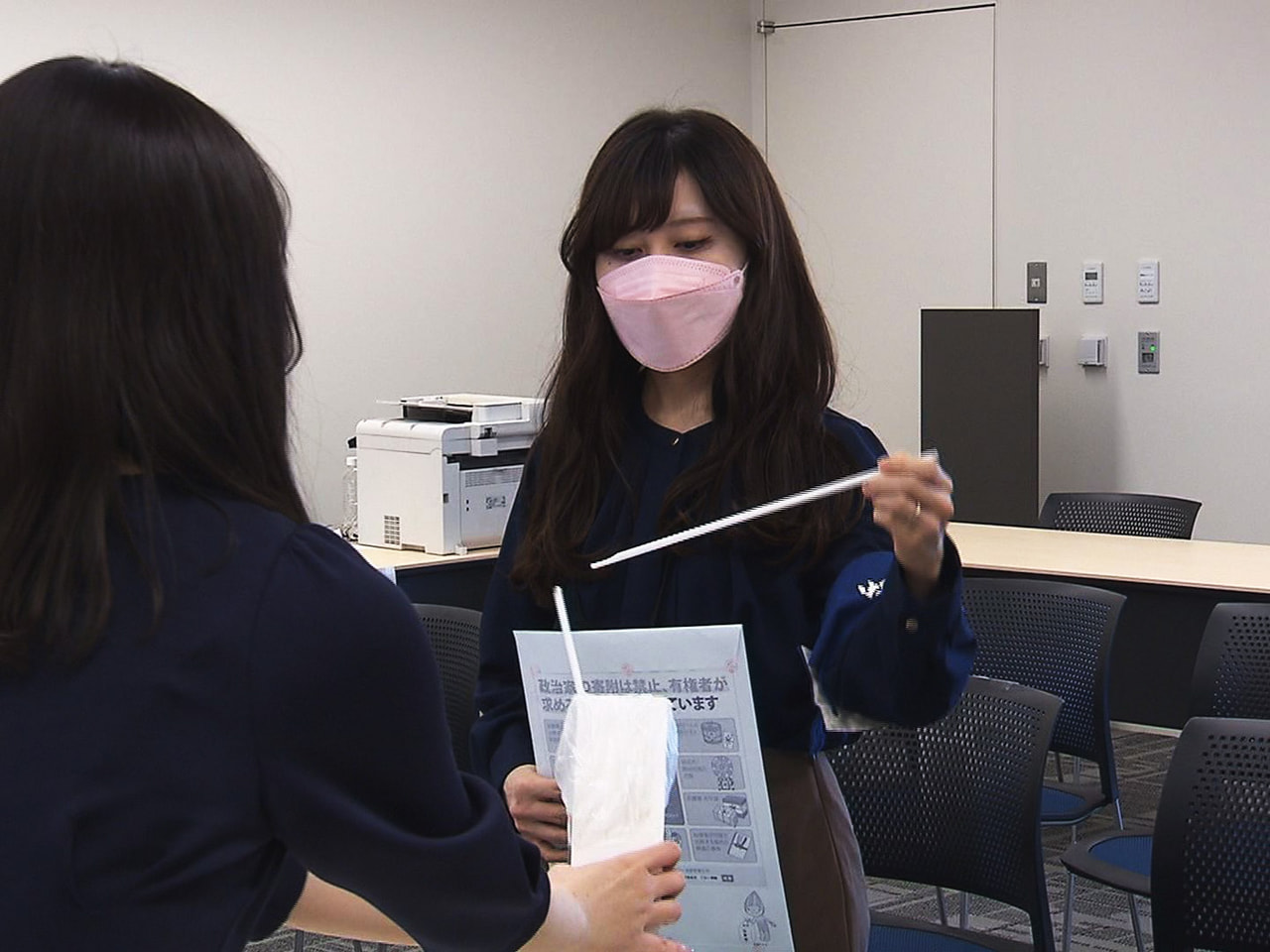 31日の県議選の告示を前に30日、岐阜県内で立候補受け付けのリハーサルが行われ、...