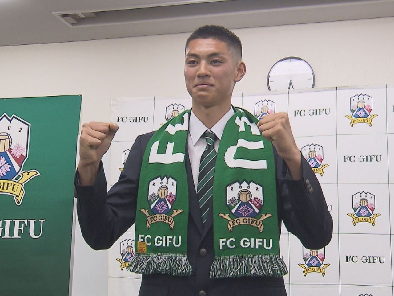 サッカーＪ３のＦＣ岐阜は海津市出身の現役高校生でＦＣ岐阜アカデミーＵ-１８の山川...
