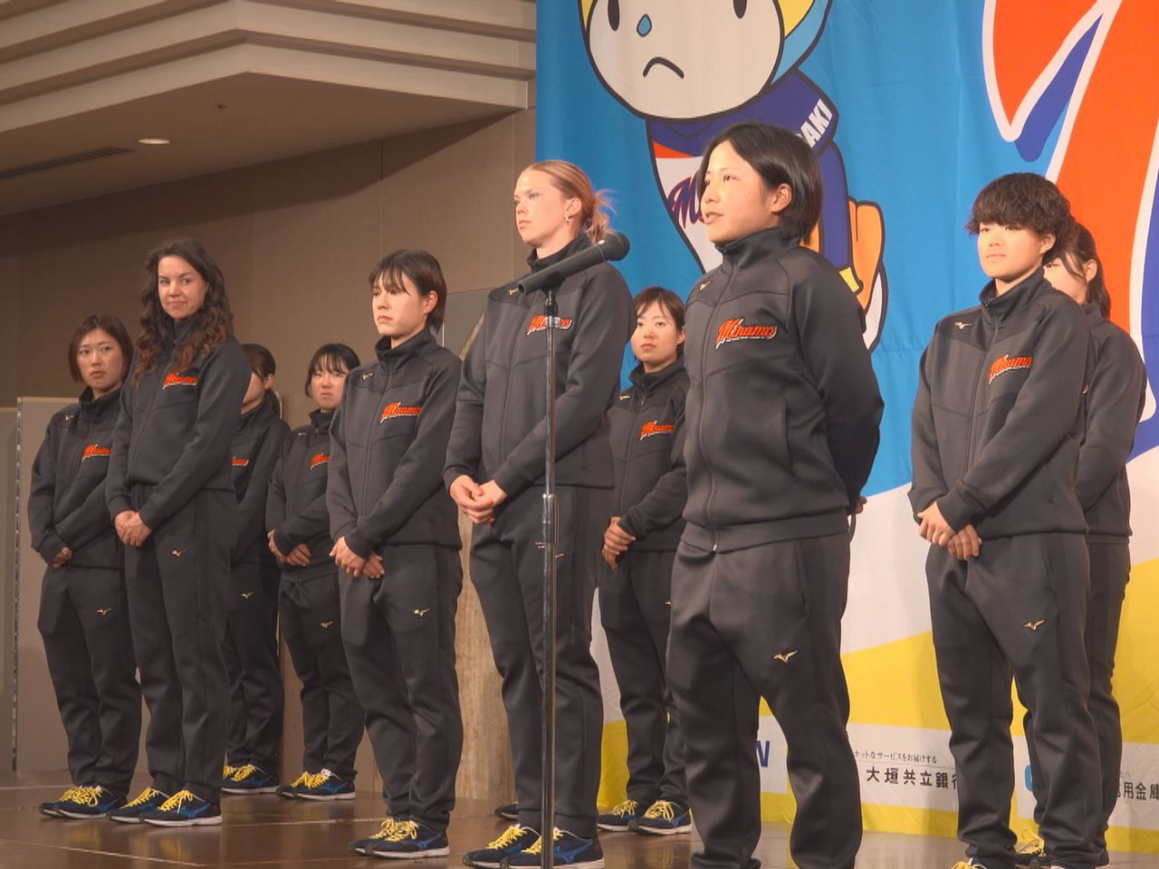 女子ソフトボール、ＪＤリーグの新シーズン開幕を前に、大垣ミナモとクラブを支援する...