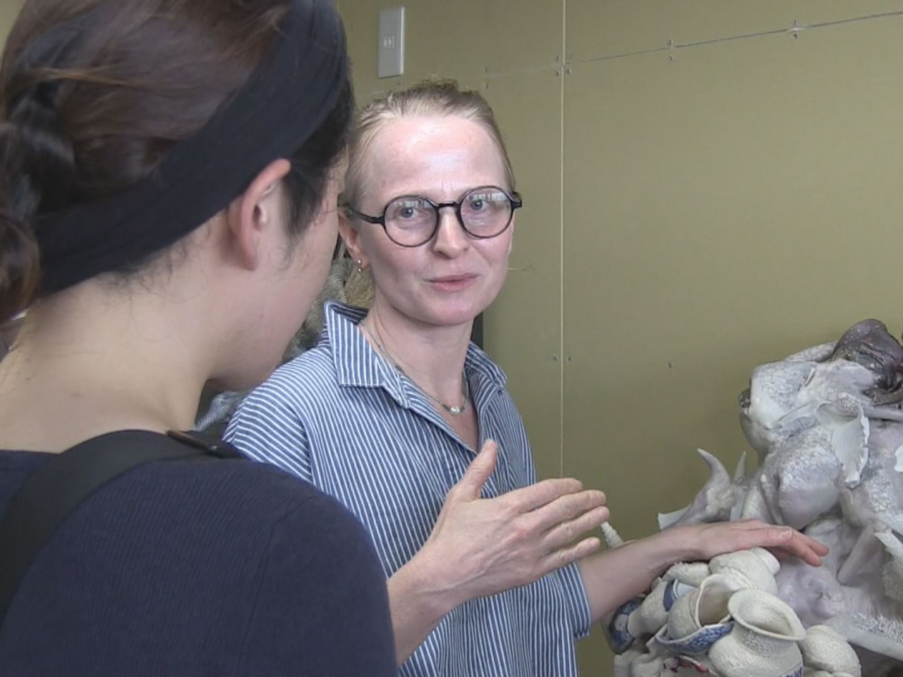 多治見市に滞在中のウクライナ出身の陶芸作家 イエリザベタ・ポートノヴァさんの工房...