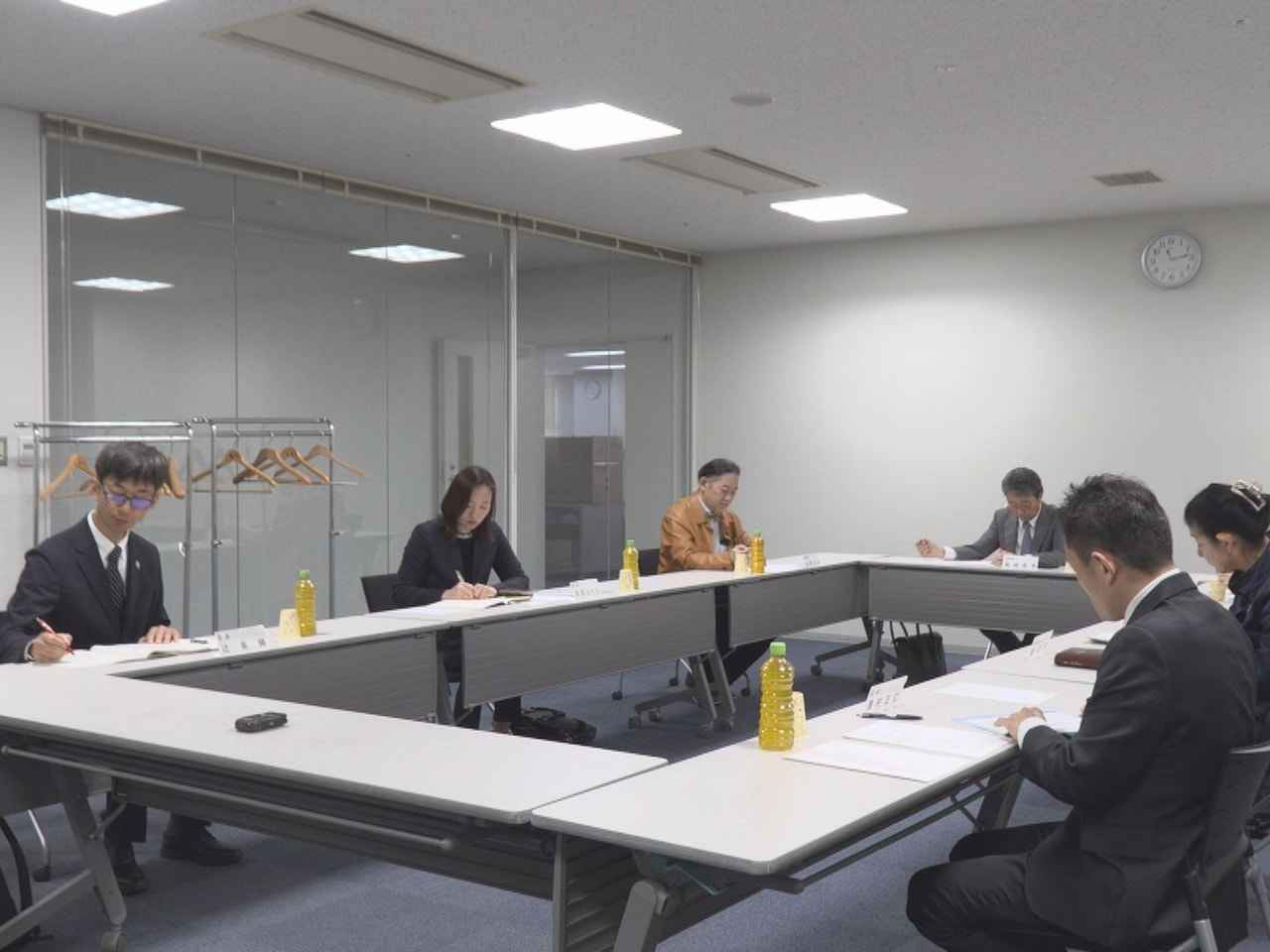 岐阜放送の番組審議会が２２日、本社で開かれ、ホッケーをテーマにしたラジオ番組「河...
