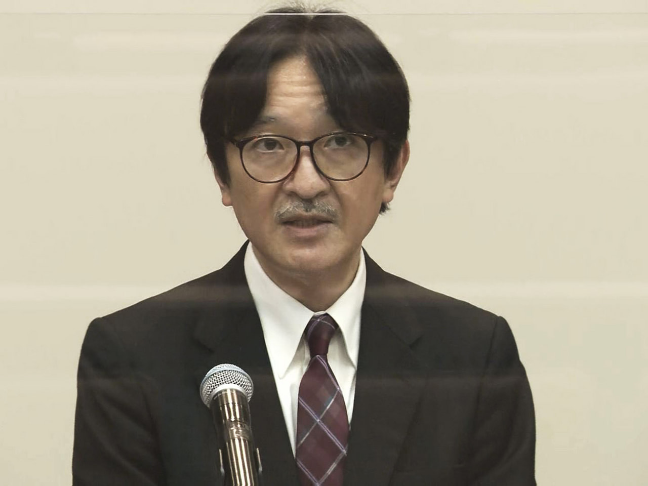 秋篠宮さまは17日岐阜県を訪れ、総裁を務める日本植物園協会の大会に出席されました...